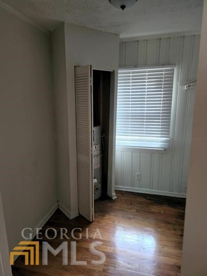 Building Photo - 4624 Dahlia Dr
