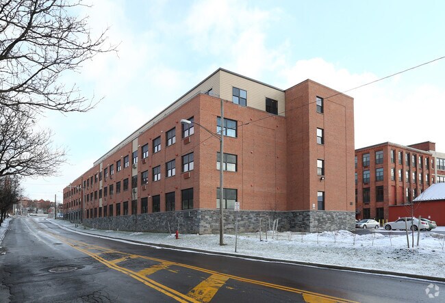 Franklin Square Apartments For Rent Syracuse Ny Apartments Com