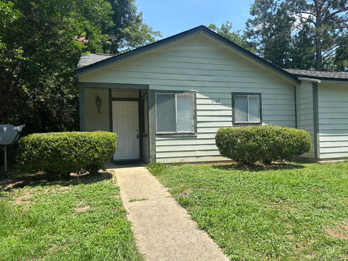 Foto principal - 6169 Greenon Ln