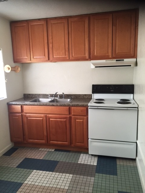 3510 S Market St Unit 1, Redding, CA 96001 - Room for Rent in Redding ...