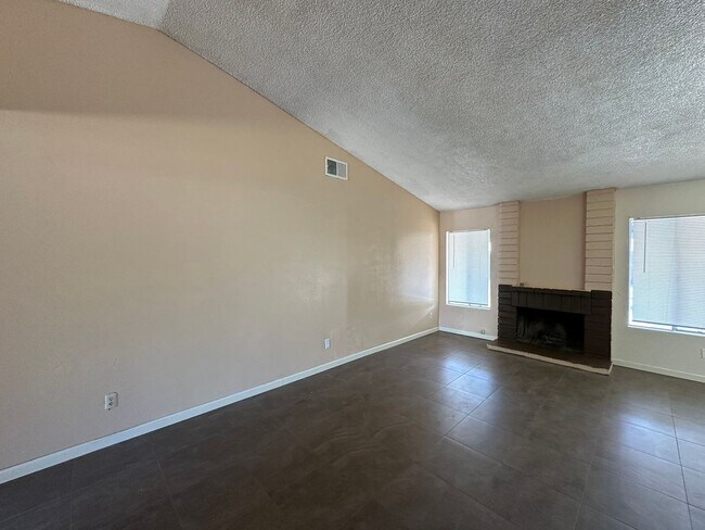 Foto del edificio - 4BD/2BA Home - Moreno Valley, CA 92557
