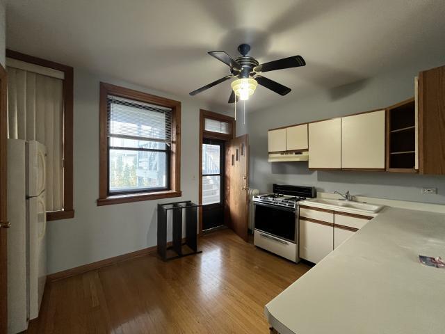 Building Photo - 1 bedroom in Chicago IL 60640