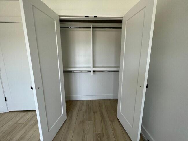 Foto del edificio - 3628 Village Trail