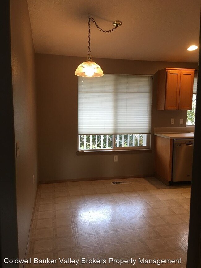 Building Photo - 3 br, 2 bath House - 808 Riverbow Ave NW