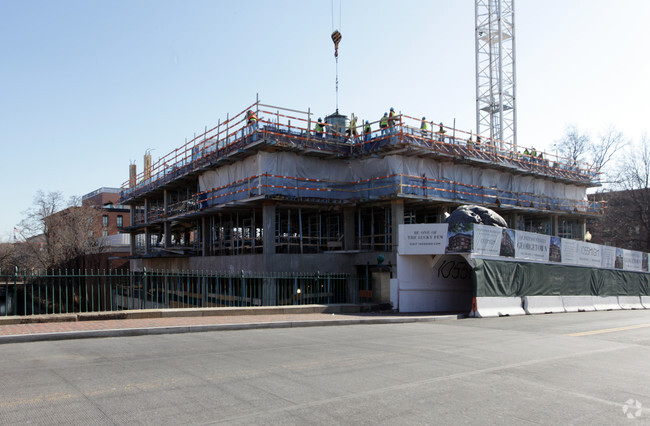 Building Photo - 1057 Wisconsin Ave NW