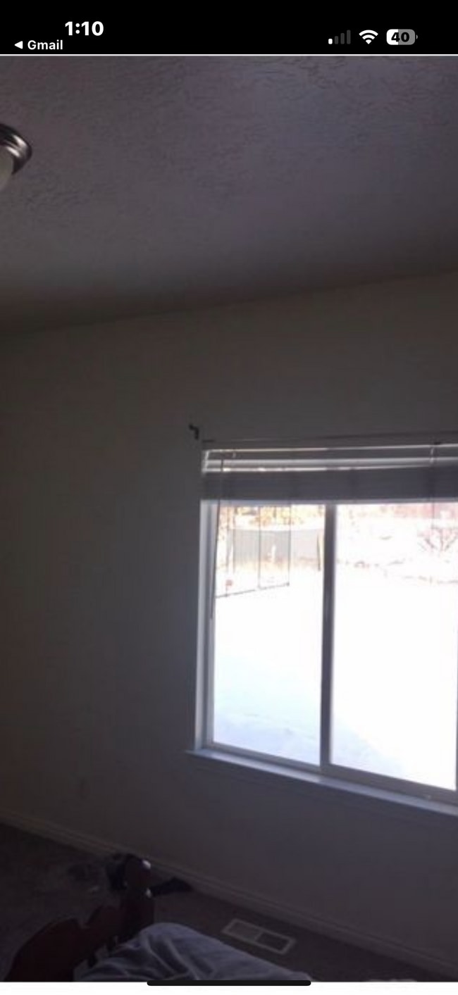 Building Photo - 1452 W Meadow Ln