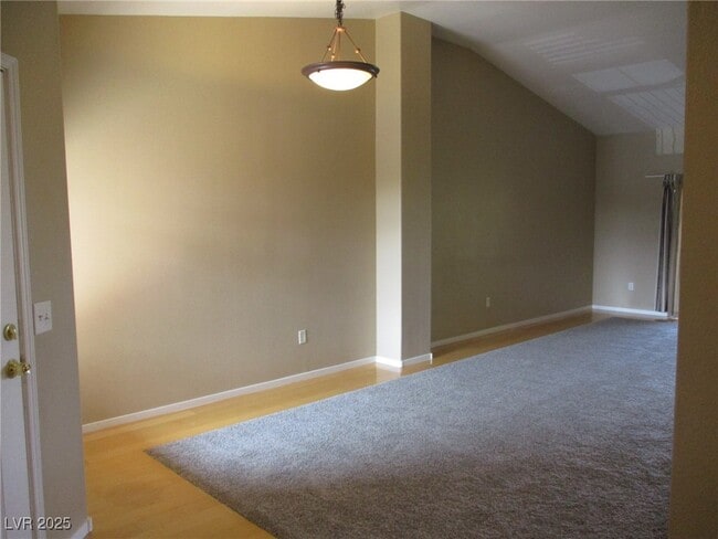 Foto del edificio - 1001 Domnus Ln