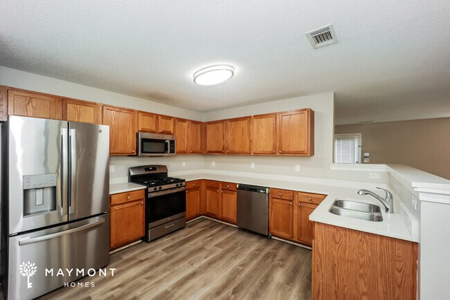 Foto del edificio - 3034 Summer Breeze Dr