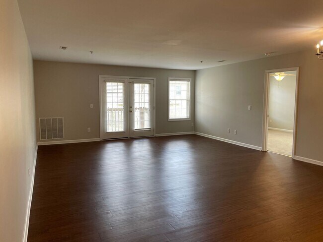 Foto del edificio - 3 bed 2 bath condo