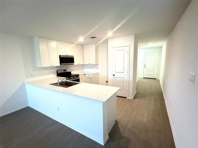 Foto del edificio - 360 Brannigan Dr