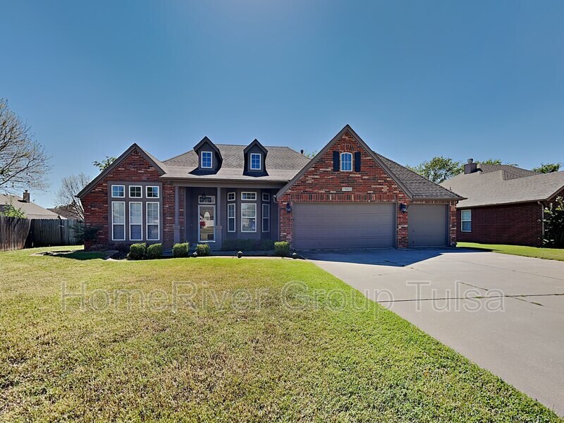 19422 E 48th St S, Broken Arrow, OK 74014 House Rental in Broken