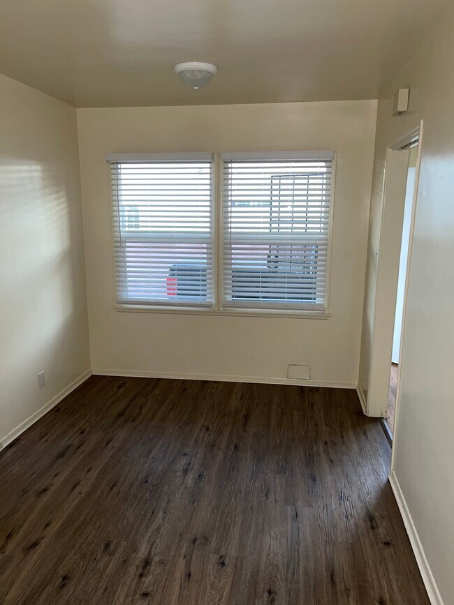 Foto del edificio - 837 Lagoon Ave