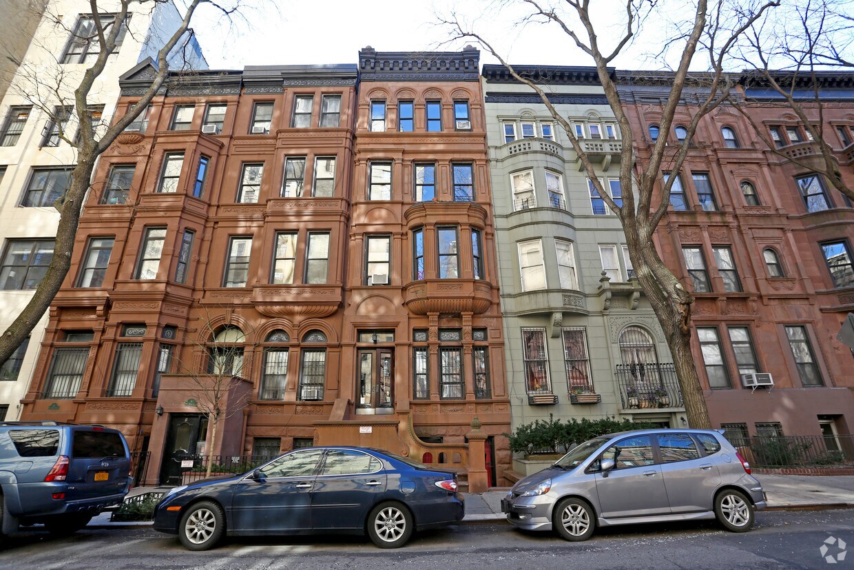 Foto del edificio - 10 W 90th St