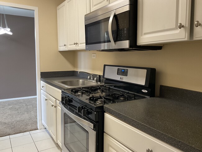 Foto del edificio - 3950 N Lake Shore Dr