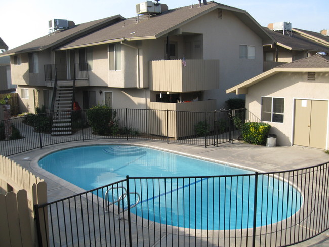 Building Photo - Winery Garden Apartments