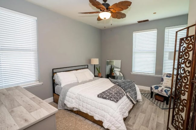 Foto del edificio - 7269 W Robinwood Ln