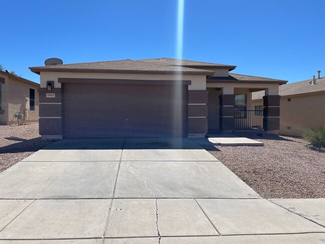Rita Ranch Charmer 3Bdm 2Ba home, availabl... - Rita Ranch Charmer 3Bdm 2Ba home, availabl...