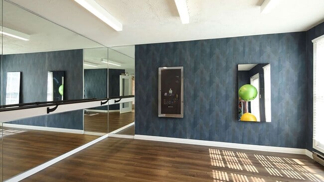 Building Photo - Cortland Manassas