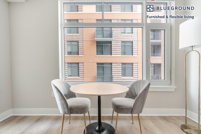 Foto del edificio - 4924 St Elmo Ave