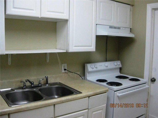 Foto del edificio - 4121 18th Pl