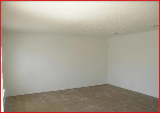 Building Photo - 6106 Candletree