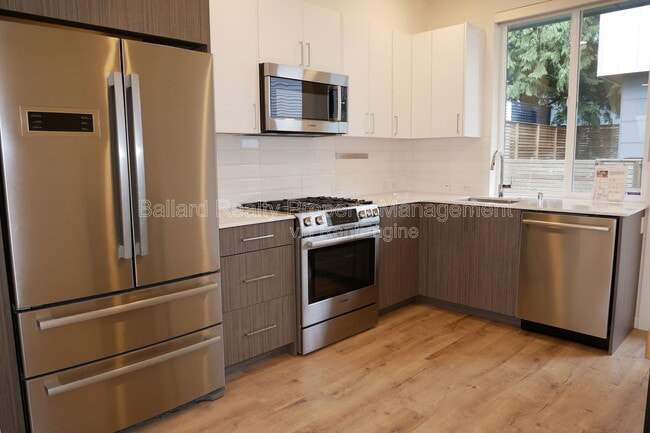 Foto del edificio - 2444 NW 64th St