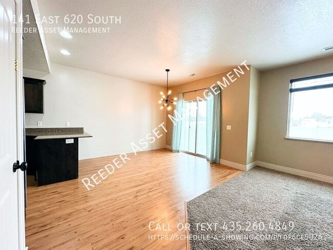 Building Photo - 141 E 620 S