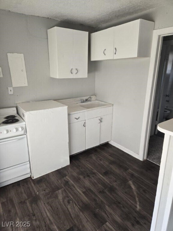 Building Photo - 409 W Van Buren Ave