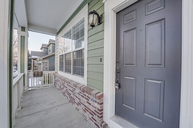 Building Photo - Gorgeous 4 bed 3 Bath House in South Fort ...