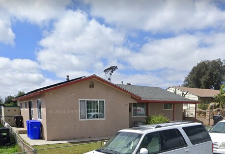 Building Photo - 754 48th St