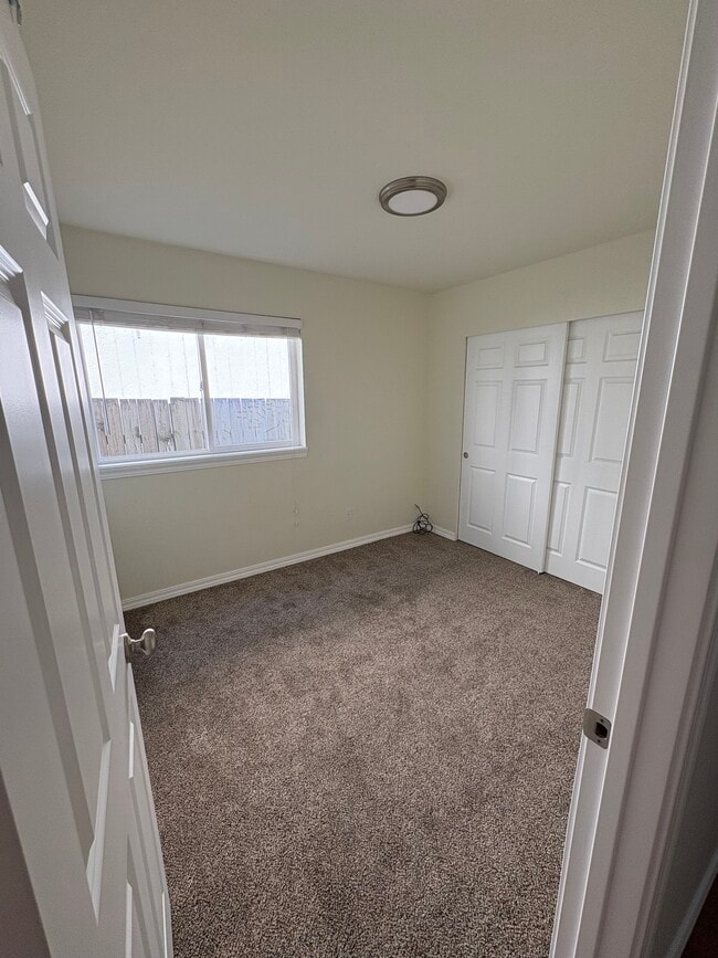 Building Photo - 12408 1st Ave SW