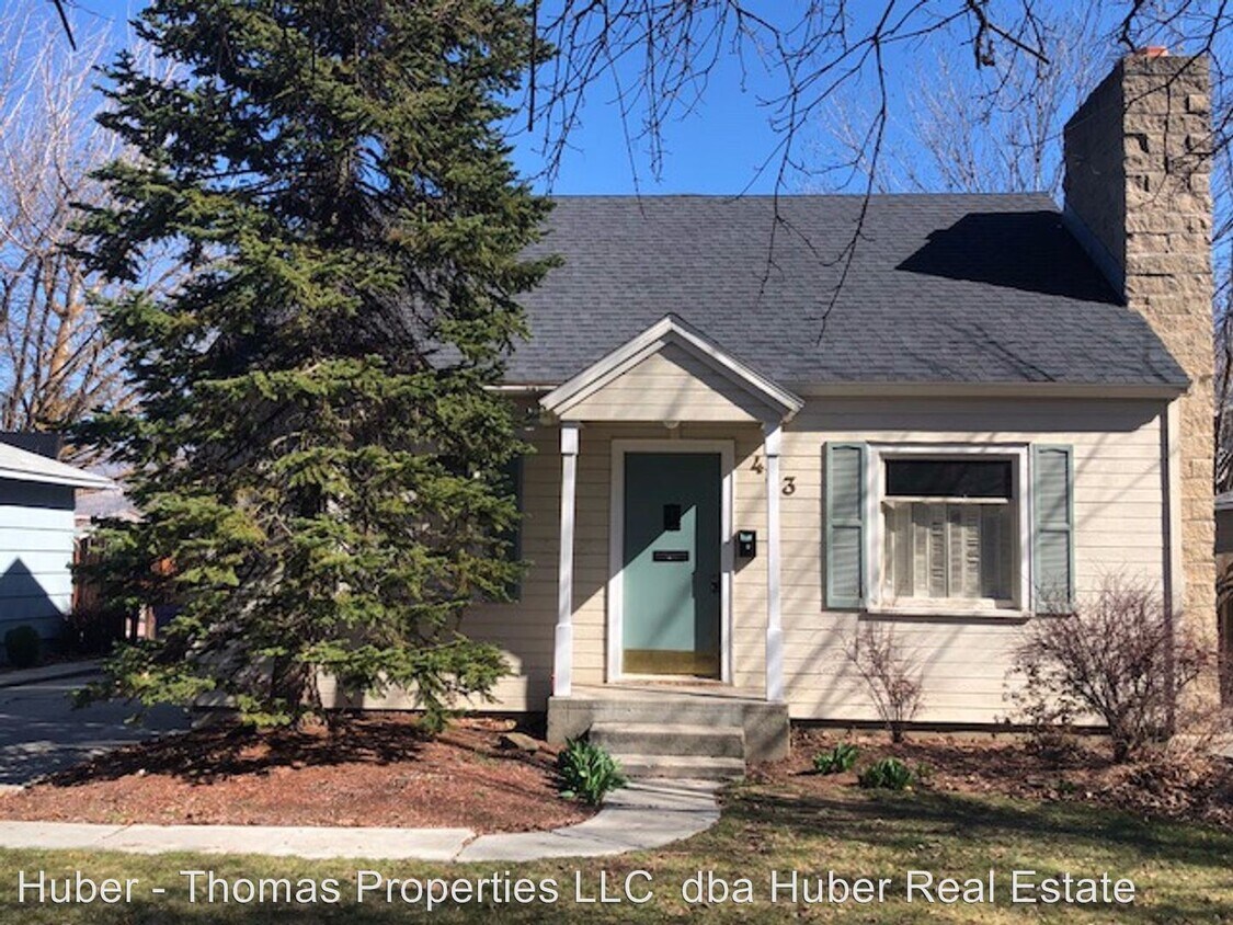 433 Pioneer Dr, Wenatchee, WA 98801 Room for Rent in Wenatchee, WA