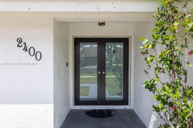 Foto del edificio - 2400 NW 103rd Ave