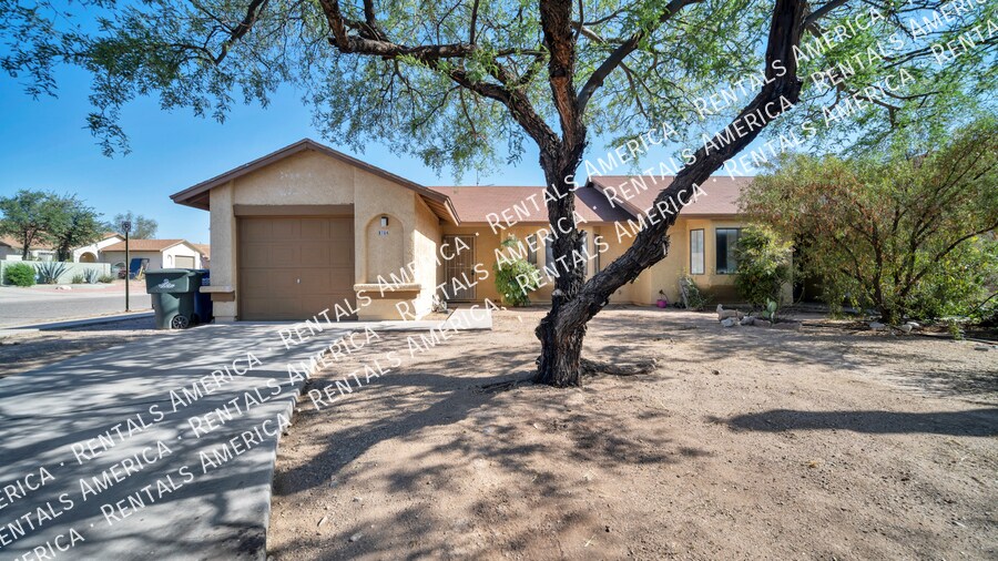 Foto principal - 8764 E Almond St