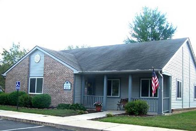 Foto del edificio - Canterbury House Apartments - Logansport