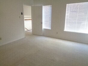 Building Photo - 6317 Westcott St