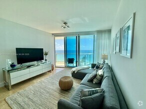 Building Photo - 17001 Collins Ave