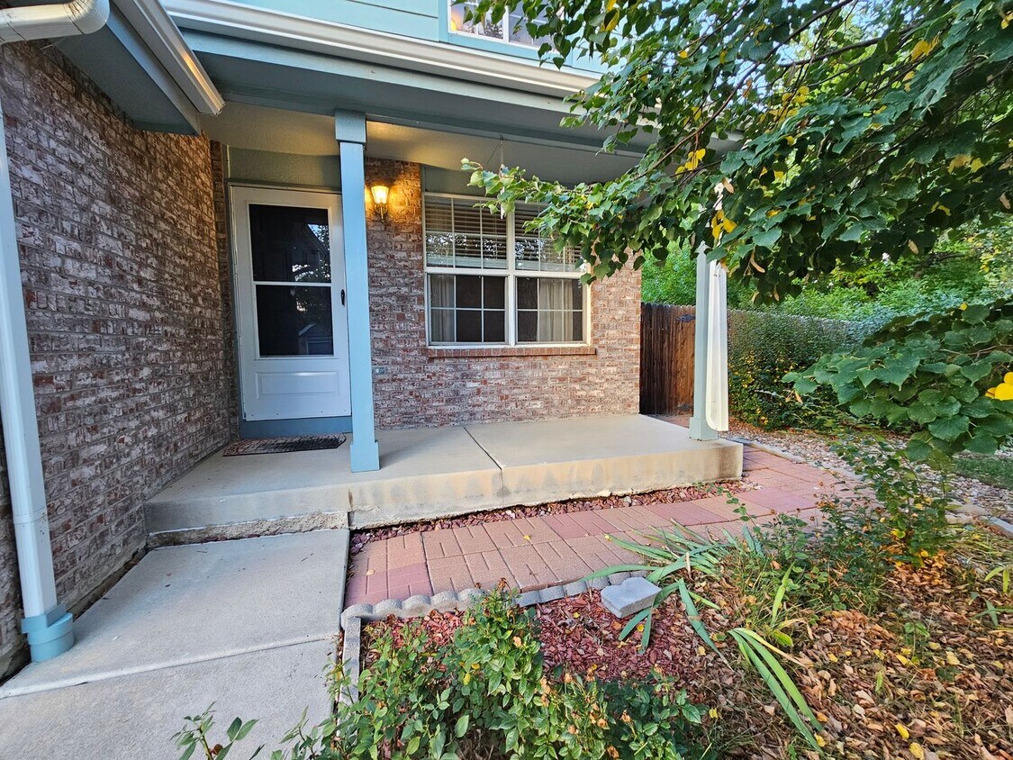 Foto principal - Fabulous 4 Bed Home Near Buckley Space For...