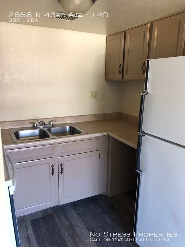 Foto del edificio - 3 bed 2 Bath Condo off 43rd Ave and Thomas!
