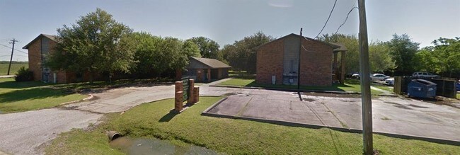 Foto del edificio - 5809 Delany Rd