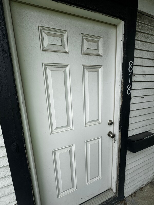 Building Photo - 818 Phillips Ave