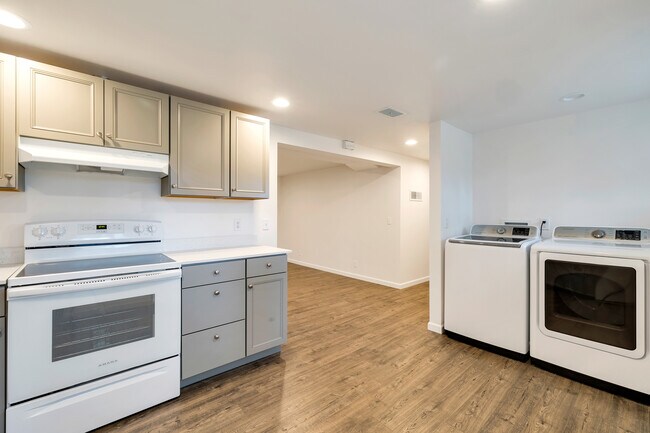 Foto del edificio - 20219 12th Pl S