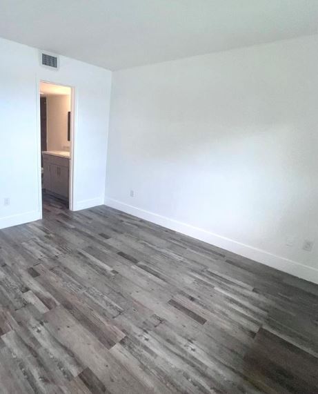 Building Photo - 6715 W 26th Dr