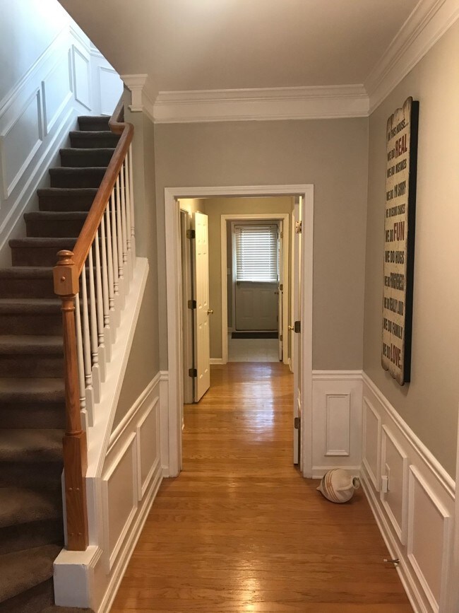 Building Photo - 3974 Howell Park Rd