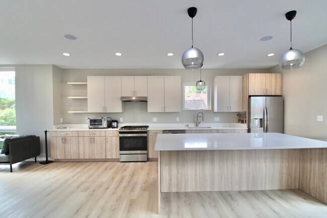 Foto del edificio - 1815 N Arlington Pl