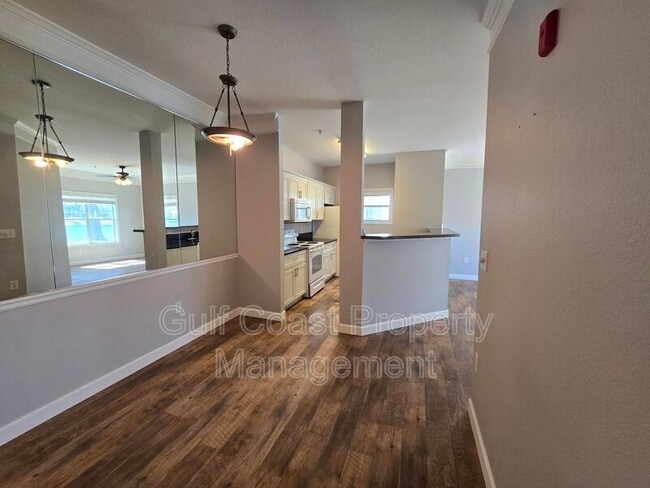 Building Photo - 4802 51st St W
