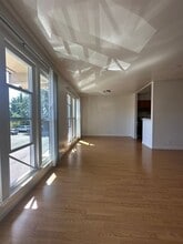 Building Photo - 151 Darby Pl