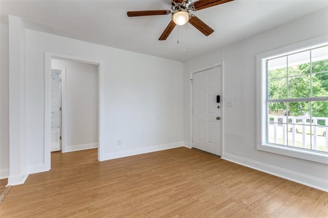 Foto del edificio - 3109 Wesleyan Dr S