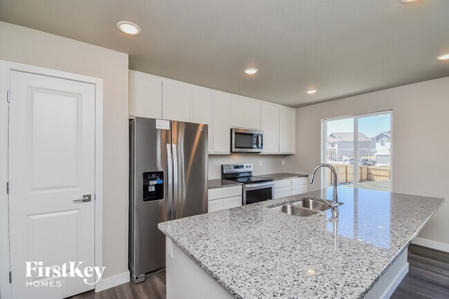 Building Photo - 6908 Akela Ln