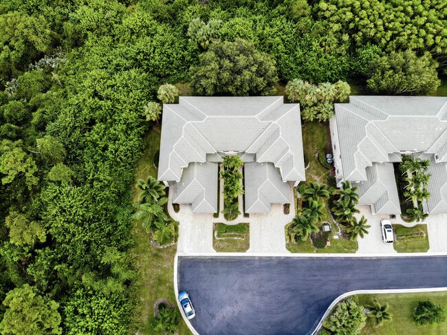 Building Photo - 1597 SE Prestwick Ln